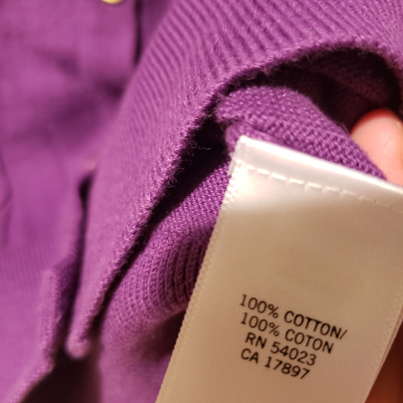 Four, different colours sweaters - Picture 12 of 12